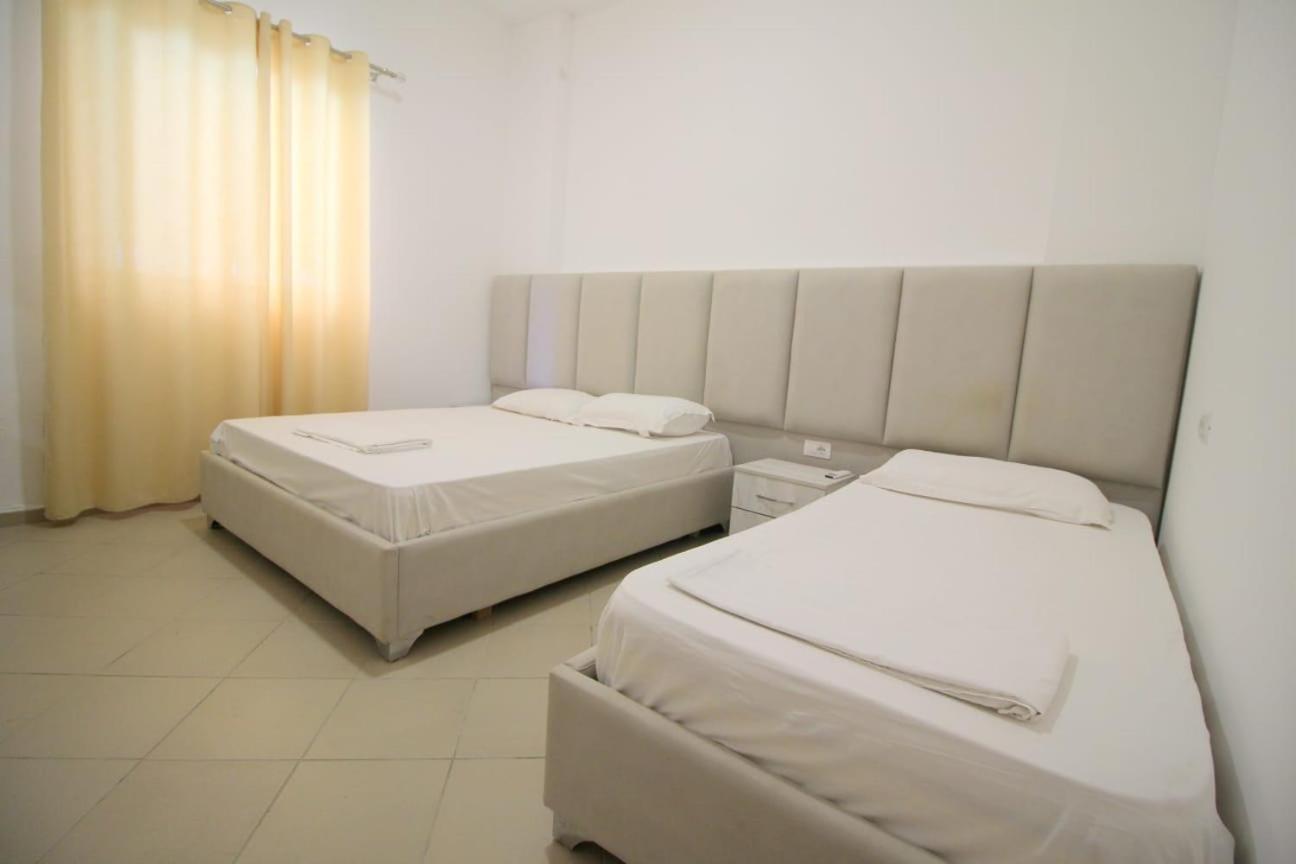 Hostel K13 Sarande Ngoại thất bức ảnh