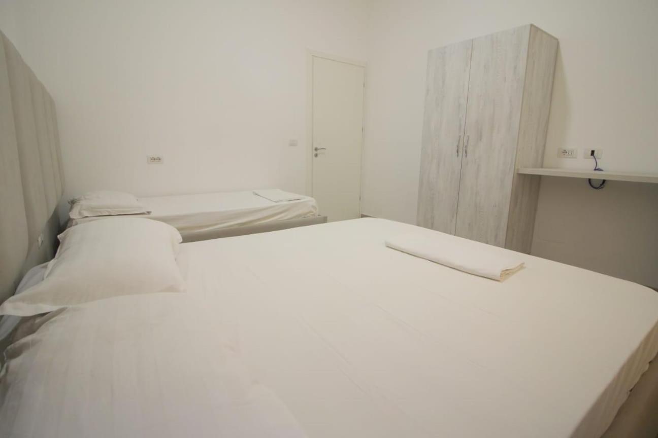 Hostel K13 Sarande Ngoại thất bức ảnh