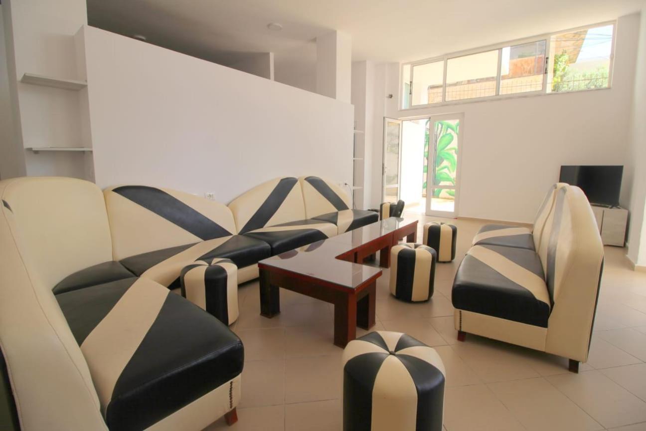 Hostel K13 Sarande Ngoại thất bức ảnh