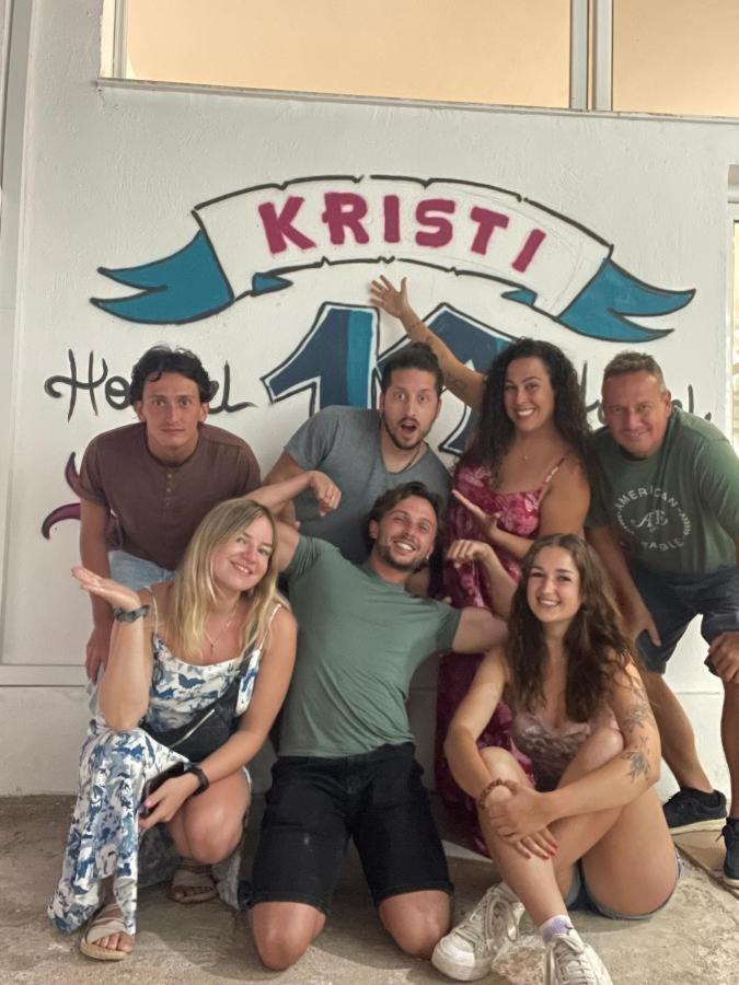 Hostel K13 Sarande Ngoại thất bức ảnh